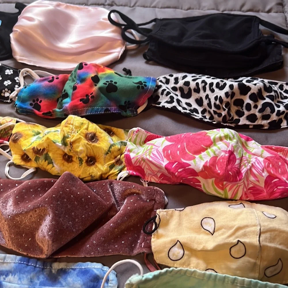 Bundle of 26 Women’s Face Masks Old Navy Hawaii Chicago Dog Paws Hollywood Print